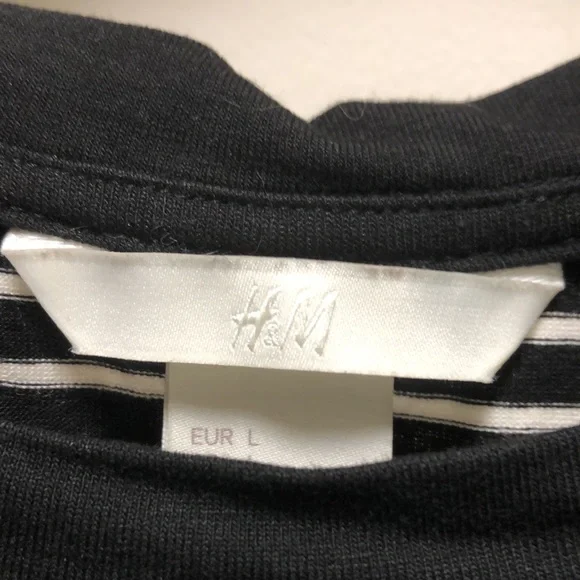 H&M tshirt - Picture 2 of 4